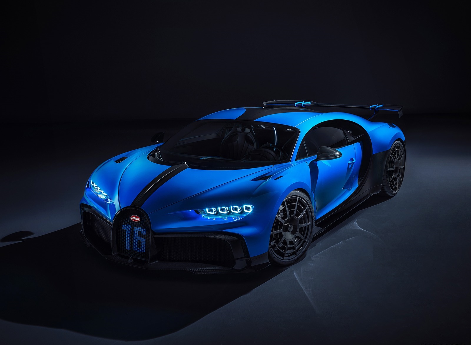 2021 Bugatti Chiron Pur Sport Front Three-Quarter Wallpapers #94 of 119