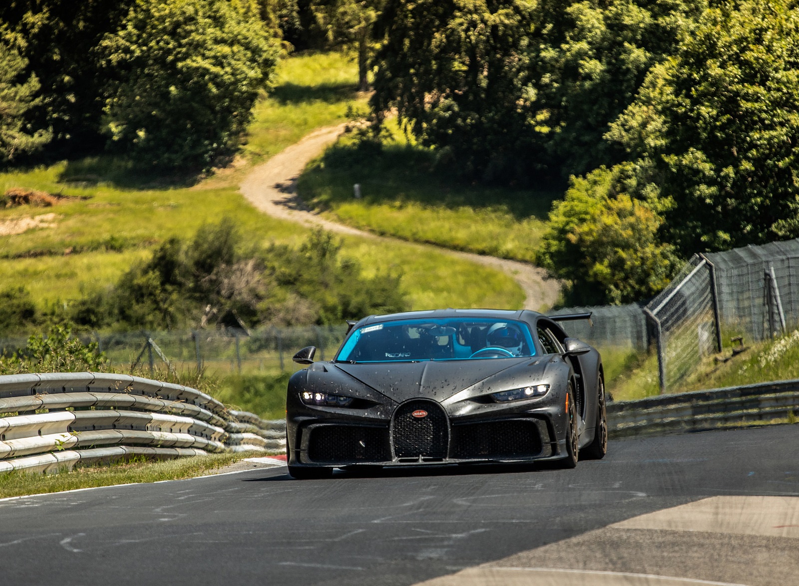 2021 Bugatti Chiron Pur Sport Front Wallpapers #49 of 119