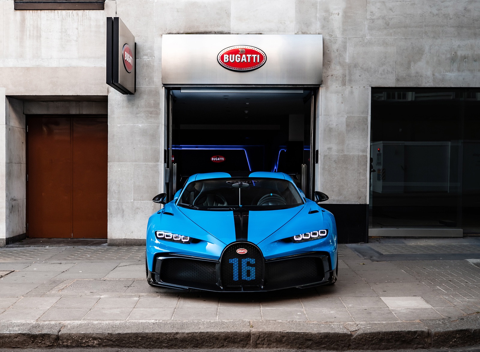 2021 Bugatti Chiron Pur Sport Front Wallpapers #69 of 119