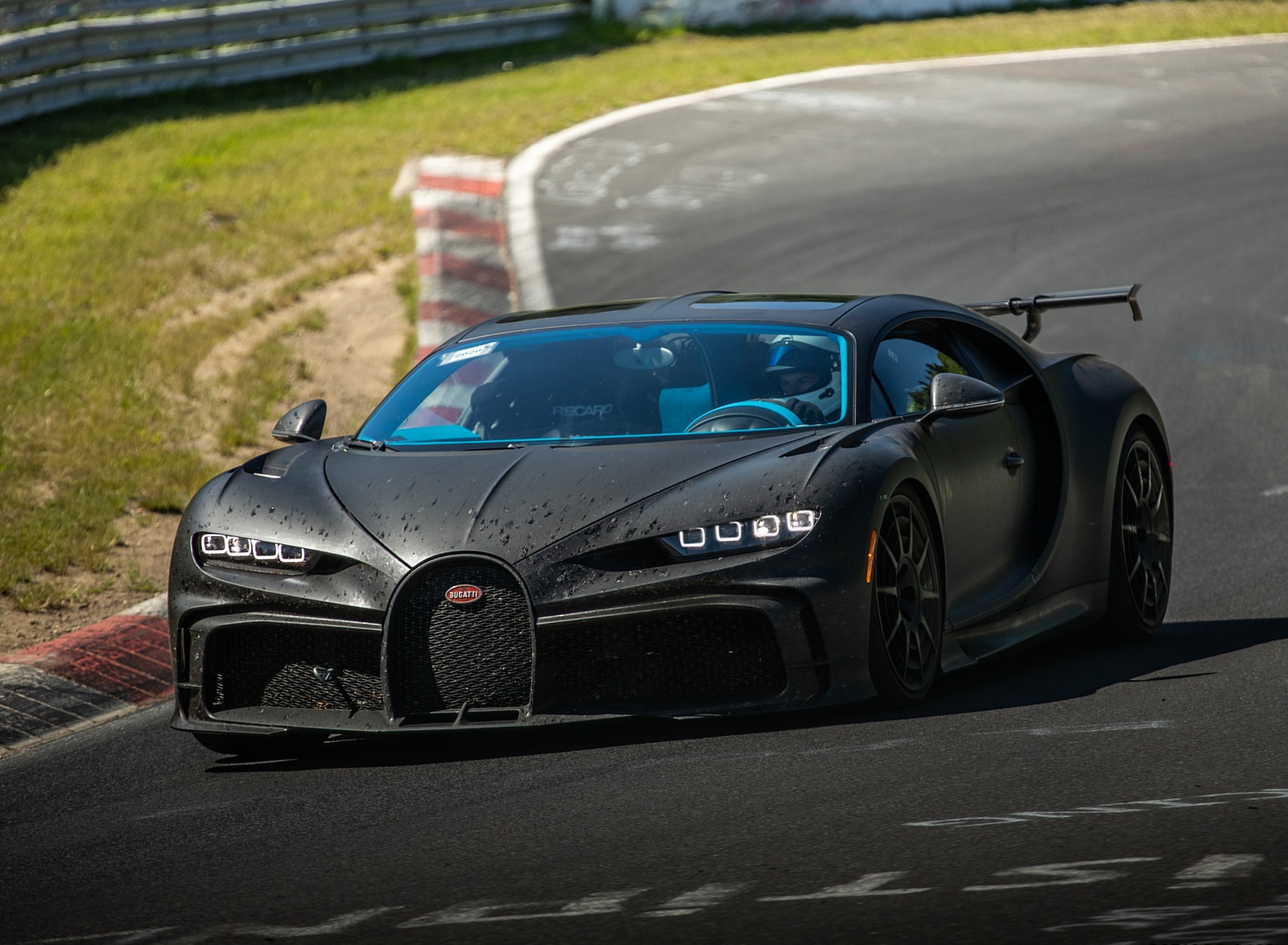 2021 Bugatti Chiron Pur Sport Front Wallpapers #46 of 119