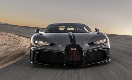 2021 Bugatti Chiron Pur Sport (US-Version) Front Wallpapers 450x275 (2)