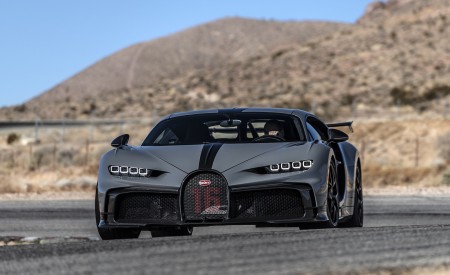 2021 Bugatti Chiron Pur Sport (US-Version) Front Wallpapers  450x275 (3)
