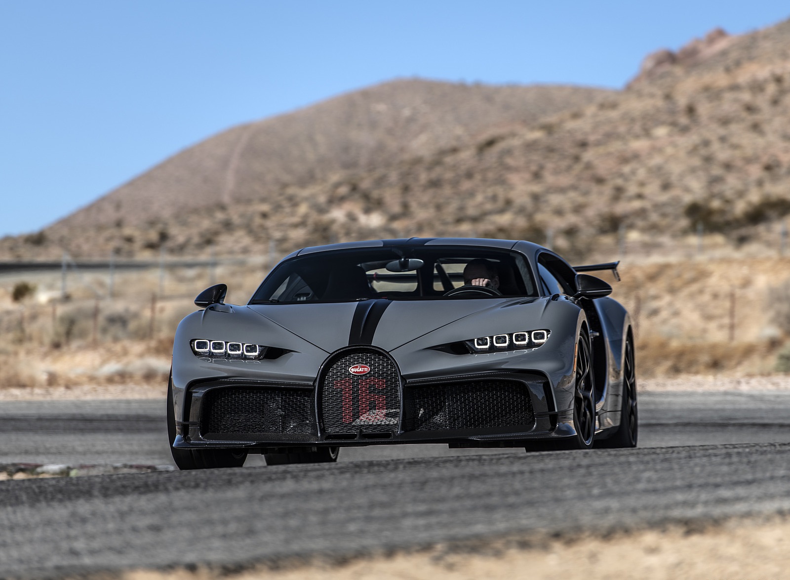 2021 Bugatti Chiron Pur Sport (US-Version) Front Wallpapers (3)