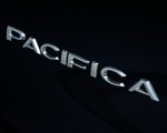 2021 Chrysler Pacifica Pinnacle AWD Badge Wallpapers 150x120