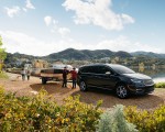 2021 Chrysler Pacifica Pinnacle AWD Front Three-Quarter Wallpapers 150x120 (15)