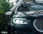 2021 Chrysler Pacifica Pinnacle AWD Headlight Wallpapers 150x120 (34)