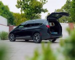 2021 Chrysler Pacifica Pinnacle AWD Rear Three-Quarter Wallpapers 150x120 (21)
