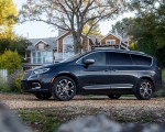 2021 Chrysler Pacifica Pinnacle AWD Side Wallpapers 150x120 (10)