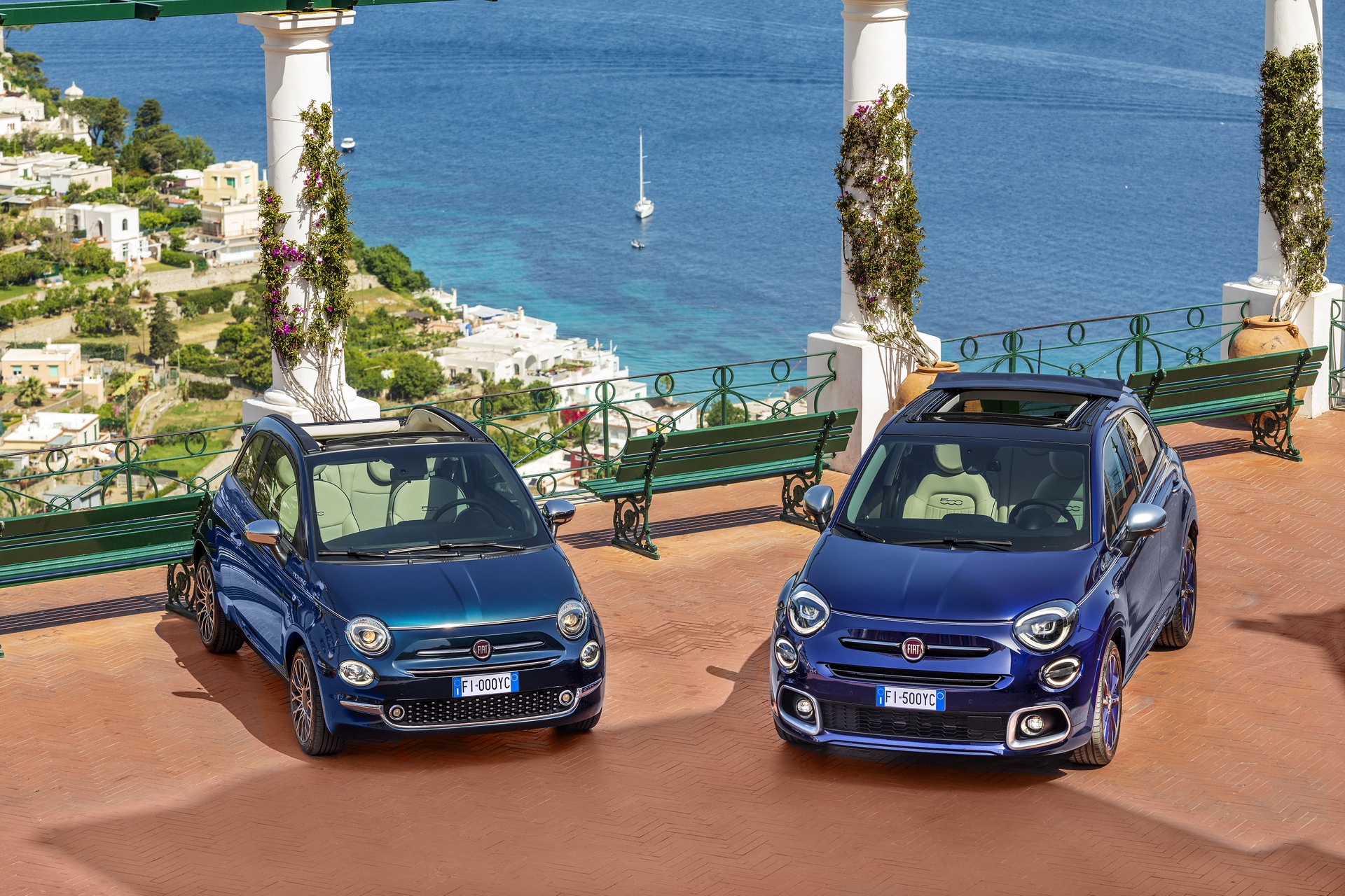 2021 Fiat 500 and 2021 Fiat 500X Yachting Front Wallpapers (5)