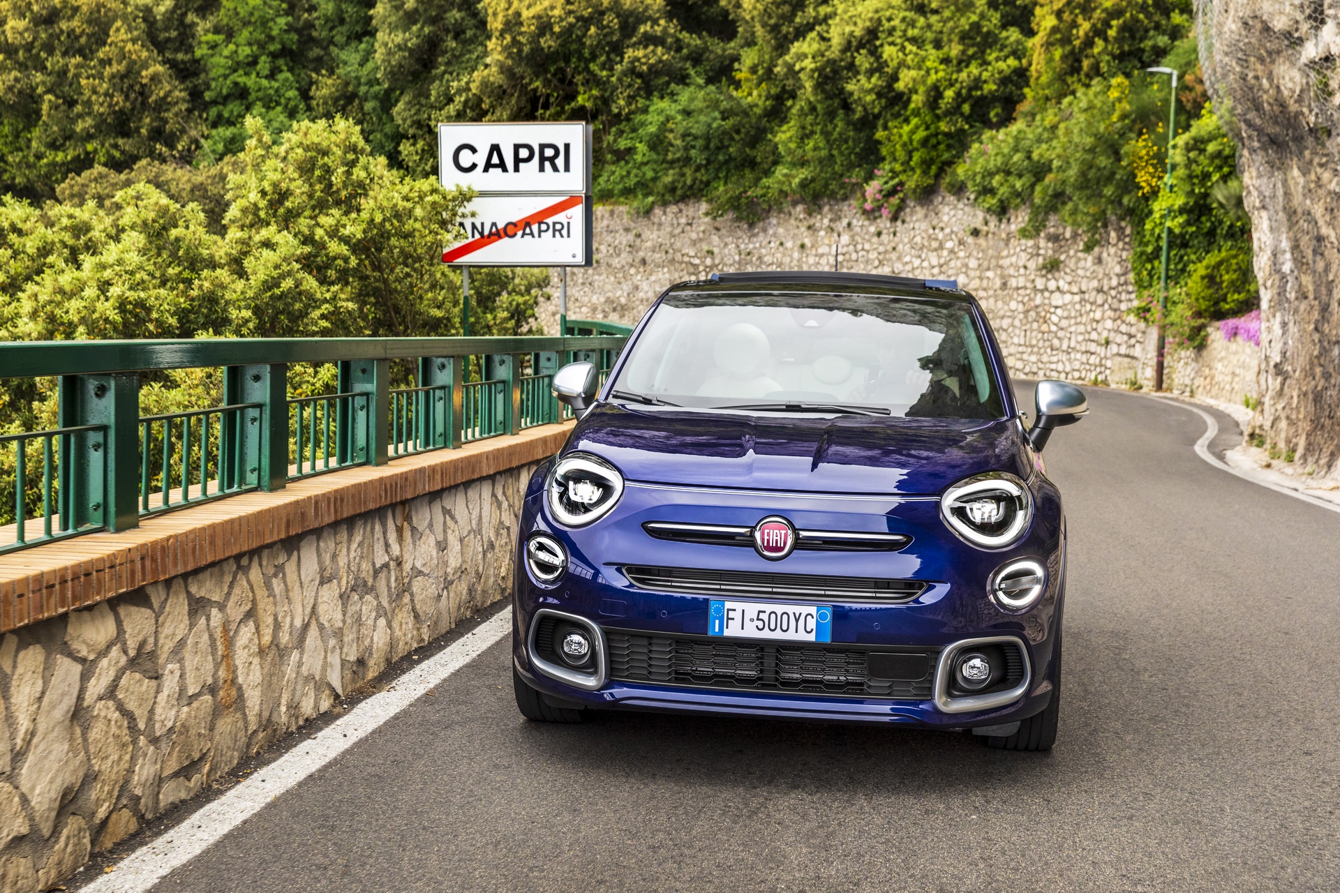 2021 Fiat 500X Yachting Front Wallpapers #1 of 24