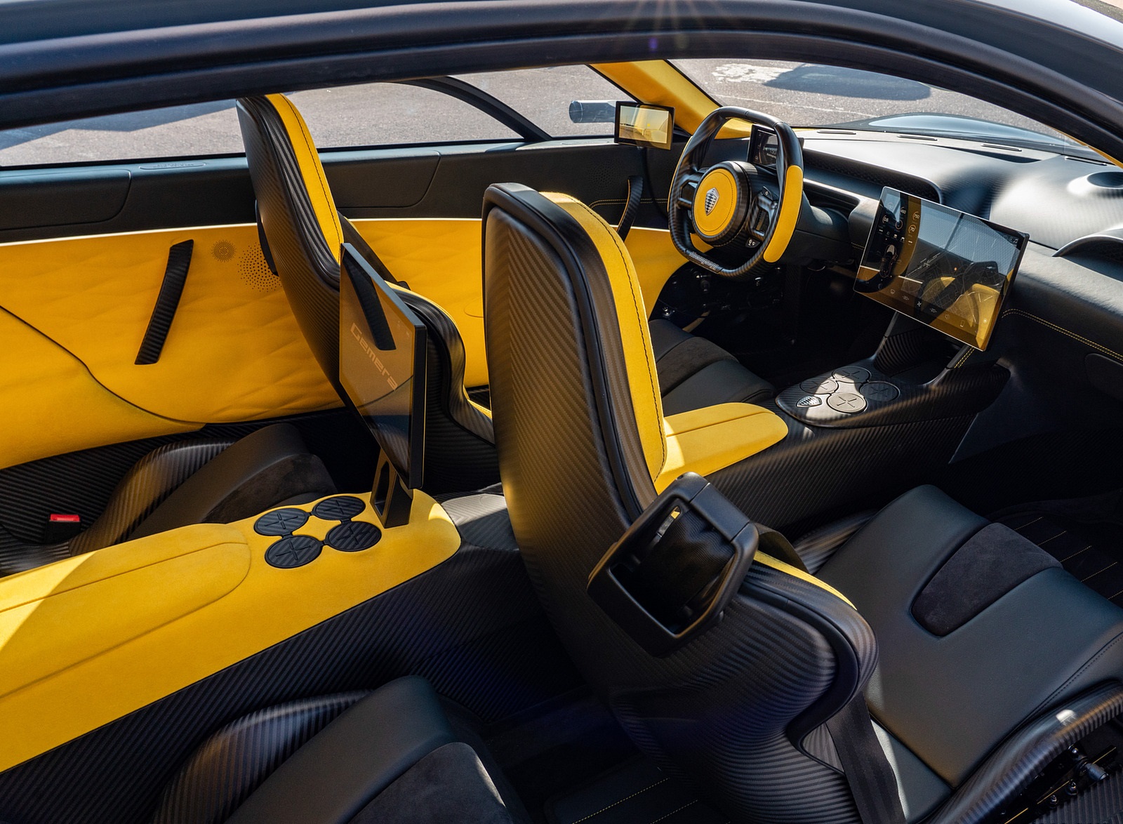 2021 Koenigsegg Gemera Interior Wallpapers #19 of 45