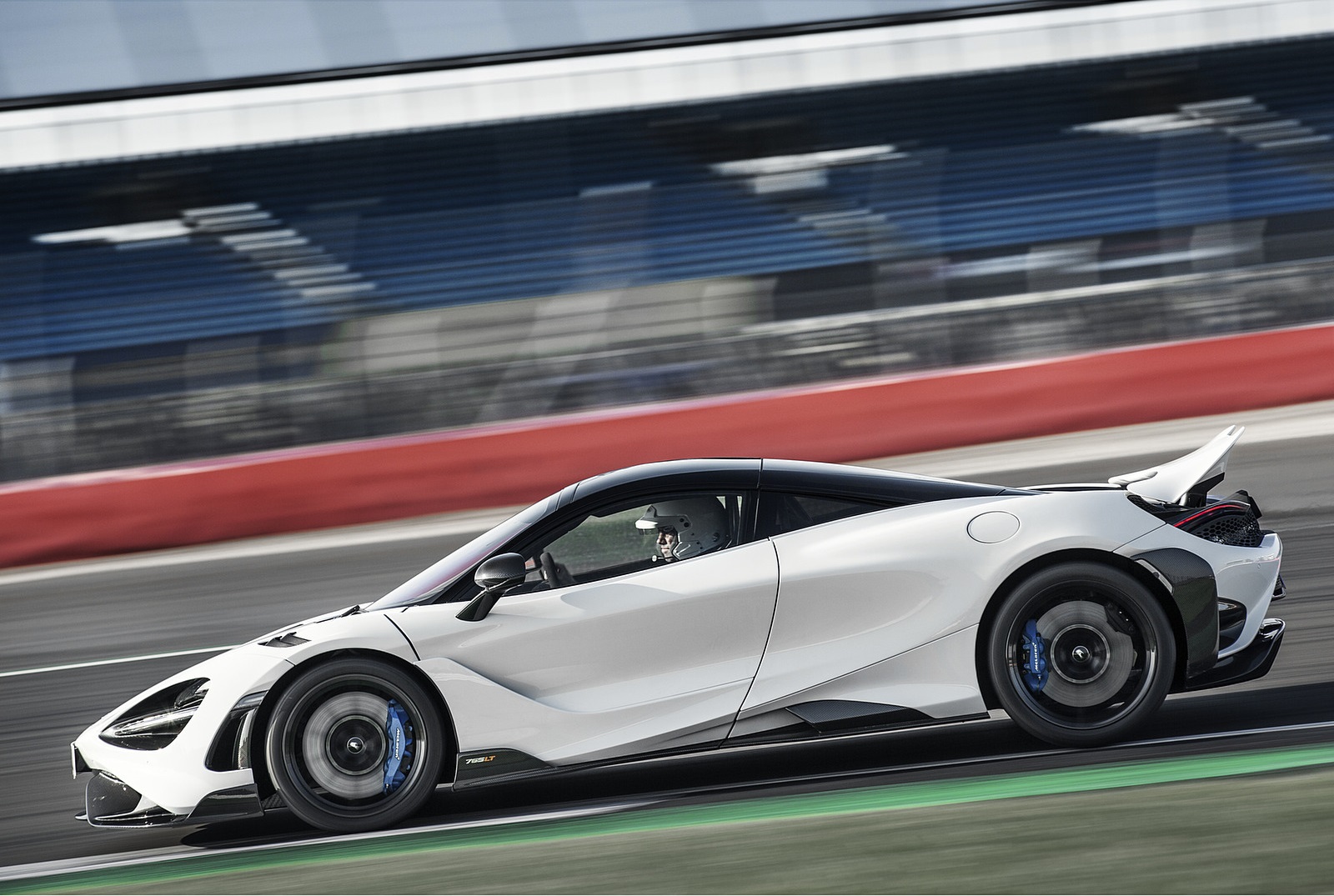 MCLAREN 765lt 2020