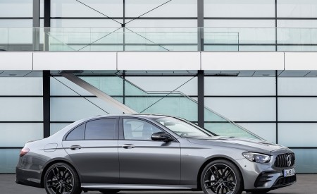 2021 Mercedes-AMG E 53 4MATIC+ Night Package (Color: Selenite Grey Metallic) Side Wallpapers 450x275 (13)