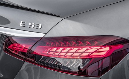 2021 Mercedes-AMG E 53 4MATIC+ Night Package (Color: Selenite Grey Metallic) Tail Light Wallpapers 450x275 (15)