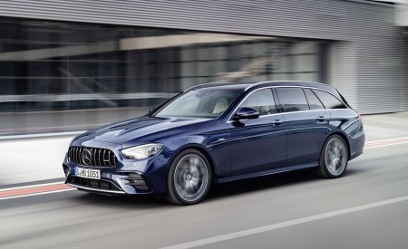 2021 Mercedes-AMG E 53 Estate 4MATIC+ T-Model (Color: Cavansite Blue Metallic) Front Three-Quarter Wallpapers 450x275 (2)