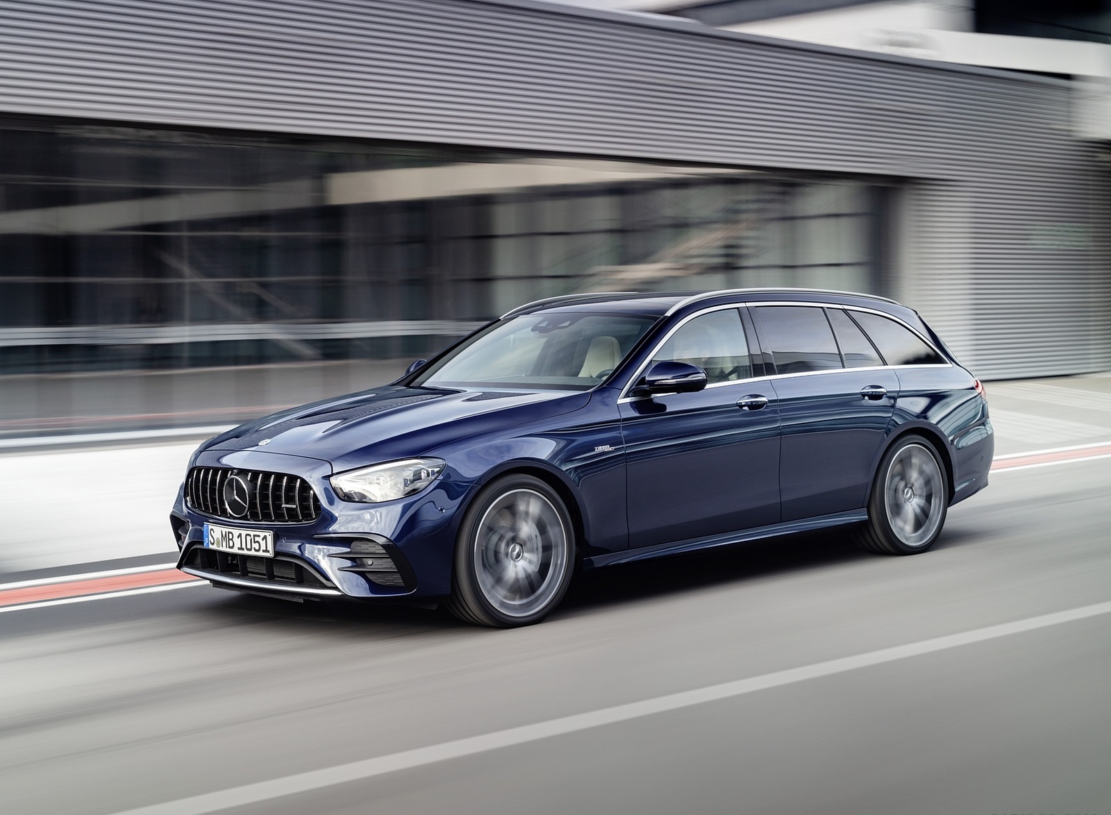 2021 Mercedes-AMG E 53 Estate 4MATIC+ T-Model (Color: Cavansite Blue Metallic) Front Three-Quarter Wallpapers #2 of 19