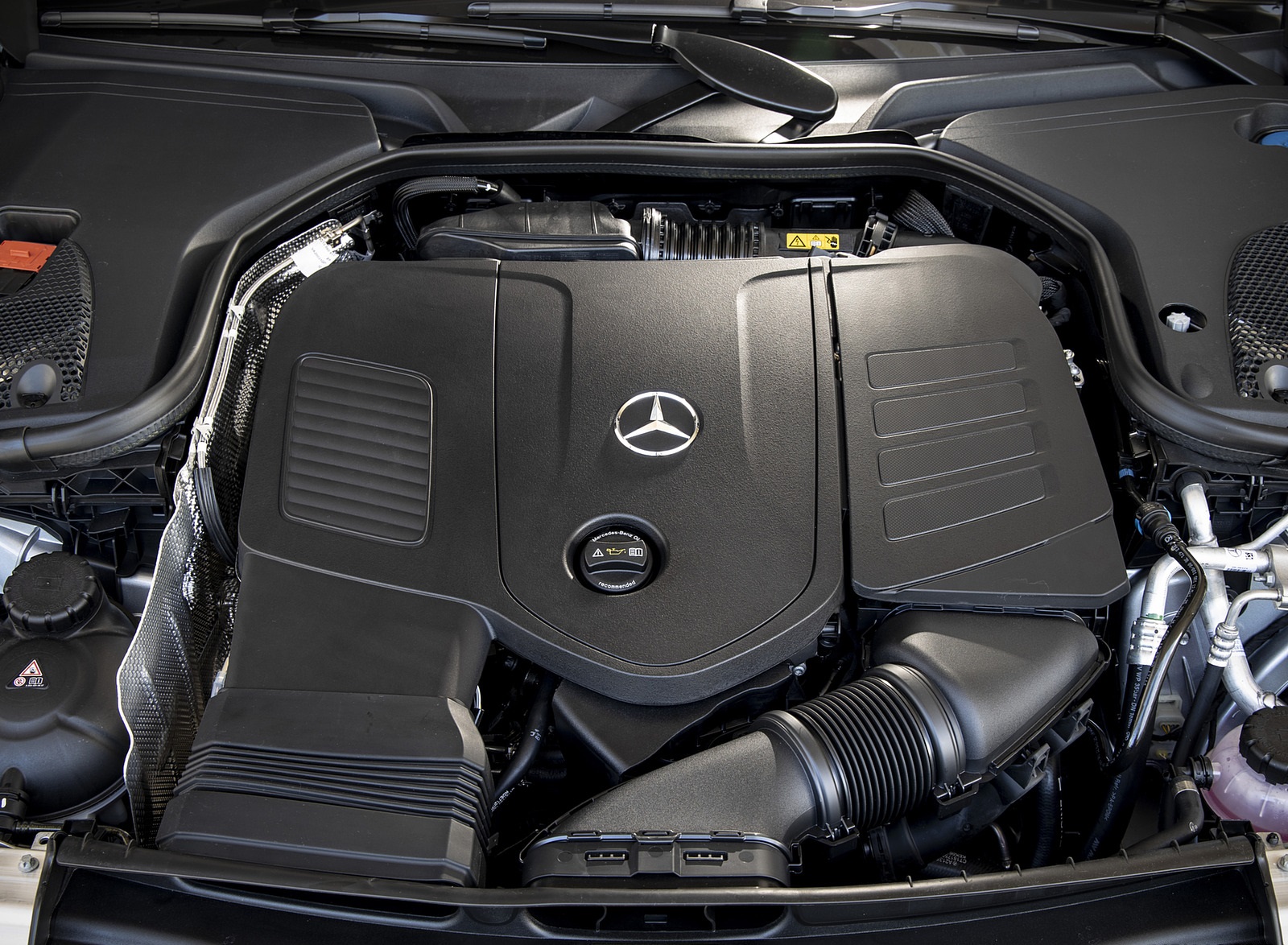 2021 Mercedes-Benz E 350 Engine Wallpapers #18 of 70