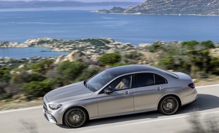 2021 Mercedes-Benz E-Class AMG line (Color: Mojave Silver Metallic) Side Wallpapers 450x275 (32)