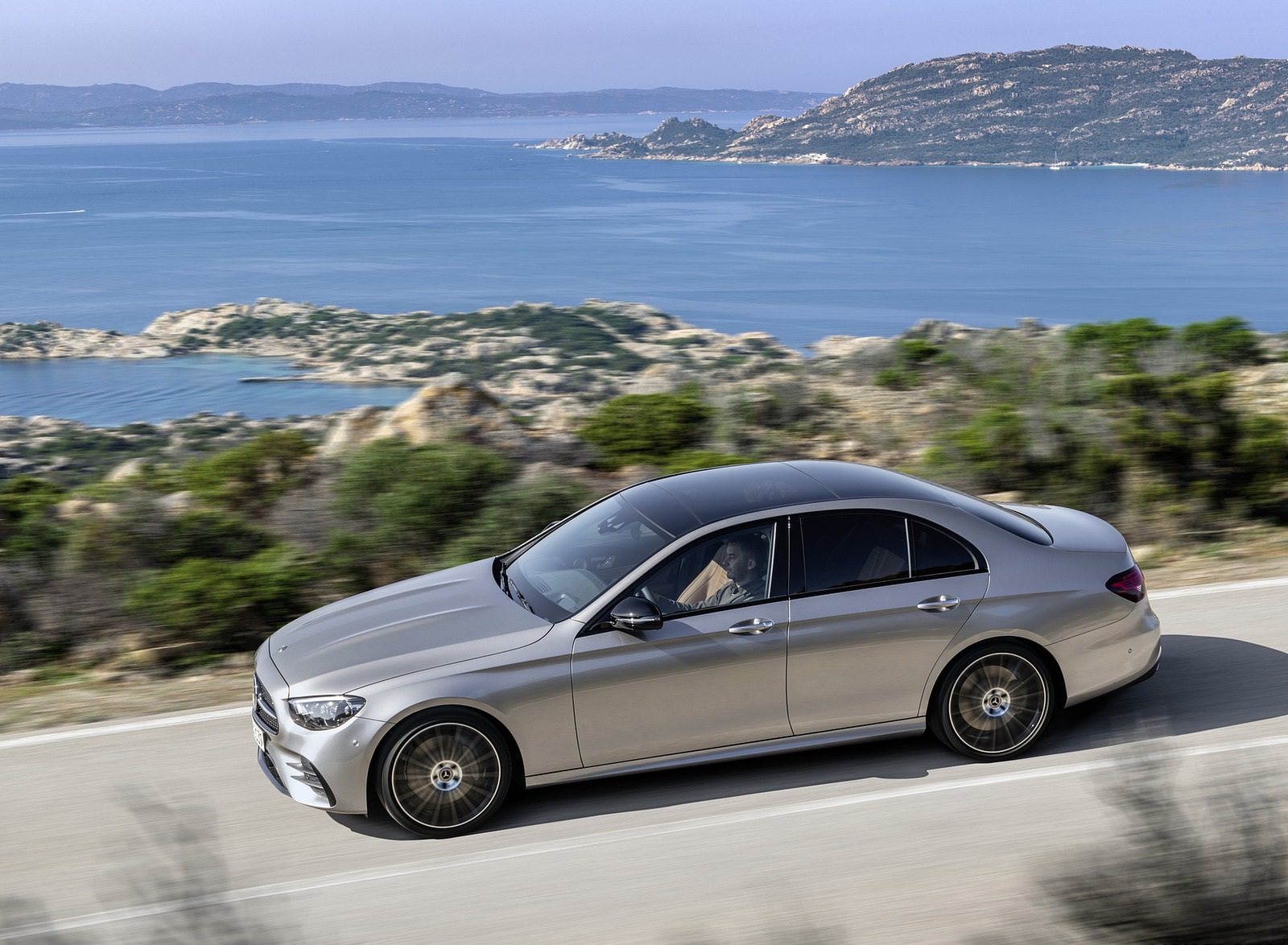 2021 Mercedes-Benz E-Class AMG line (Color: Mojave Silver Metallic) Side Wallpapers #32 of 70