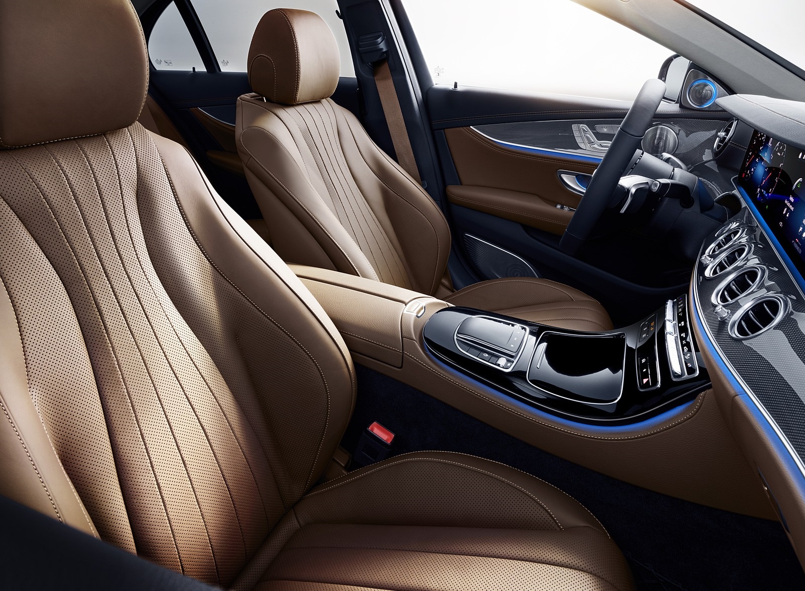 2021 Mercedes-Benz E-Class Interior Front Seats Wallpapers #66 of 70