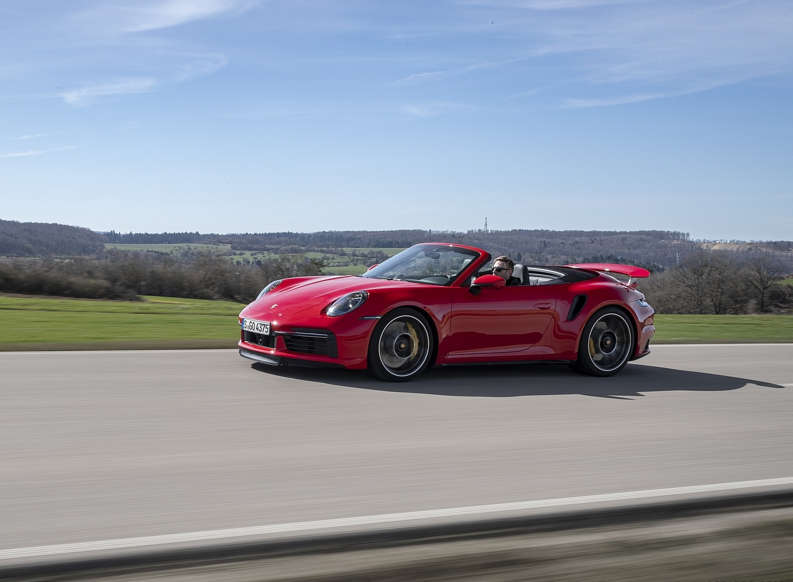 2021 Porsche 911 Turbo S Cabrio (Color: Guards Red) Front Three-Quarter Wallpapers #14 of 114
