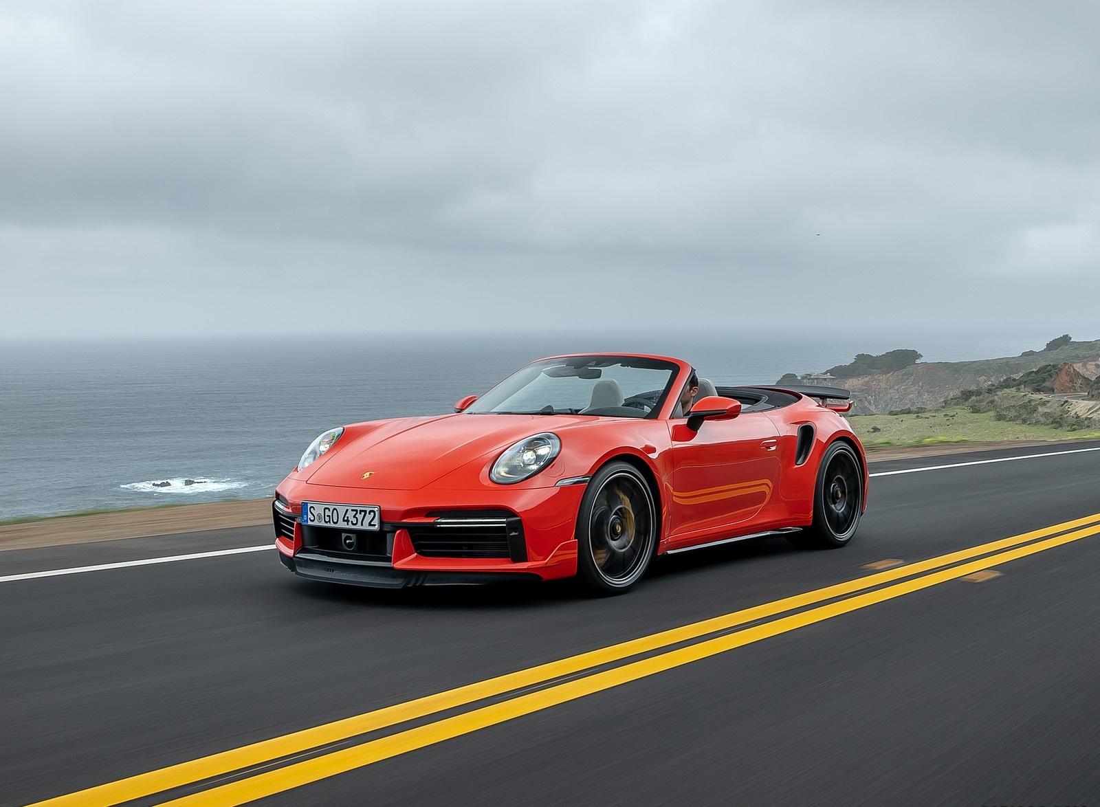 2021 Porsche 911 Turbo S Cabrio (Color: Lava Orange) Front Three-Quarter Wallpapers #75 of 114