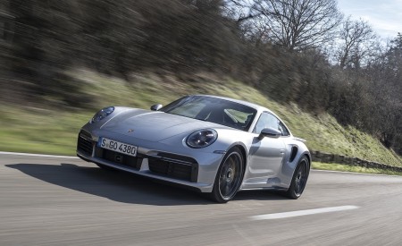 2021 Porsche 911 Turbo S Coupe (Color: GT Silver Metallic) Front Three-Quarter Wallpapers 450x275 (100)
