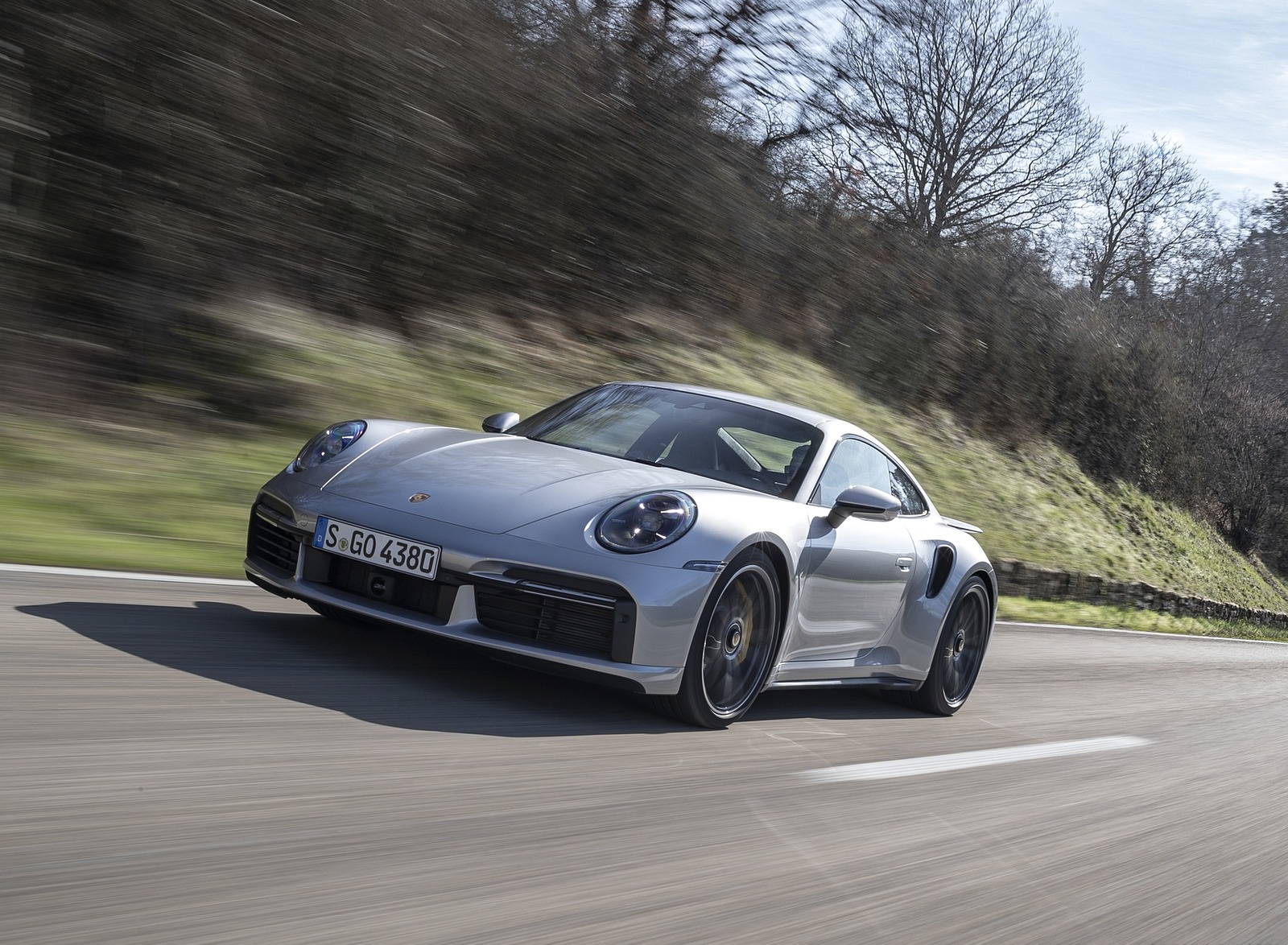 2021 Porsche 911 Turbo S Coupe (Color: GT Silver Metallic) Front Three-Quarter Wallpapers #100 of 254