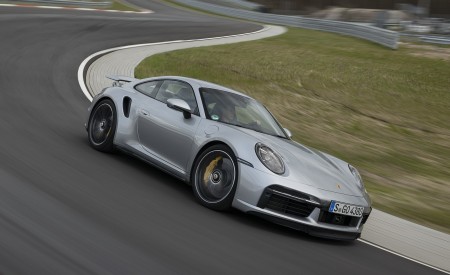 2021 Porsche 911 Turbo S Coupe (Color: GT Silver Metallic) Front Three-Quarter Wallpapers 450x275 (103)