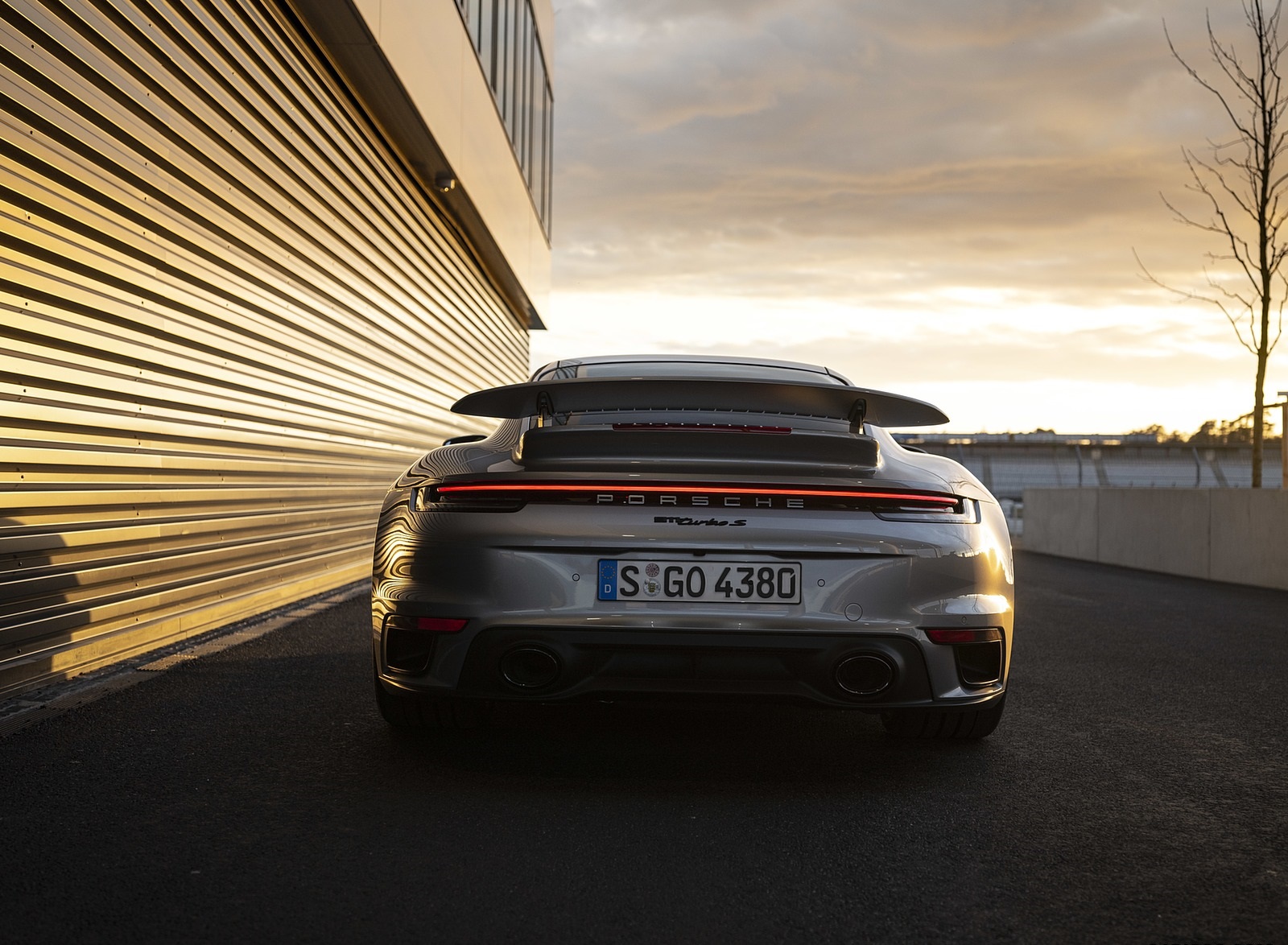 2021 Porsche 911 Turbo S Coupe (Color: GT Silver Metallic) Rear Wallpapers #125 of 254