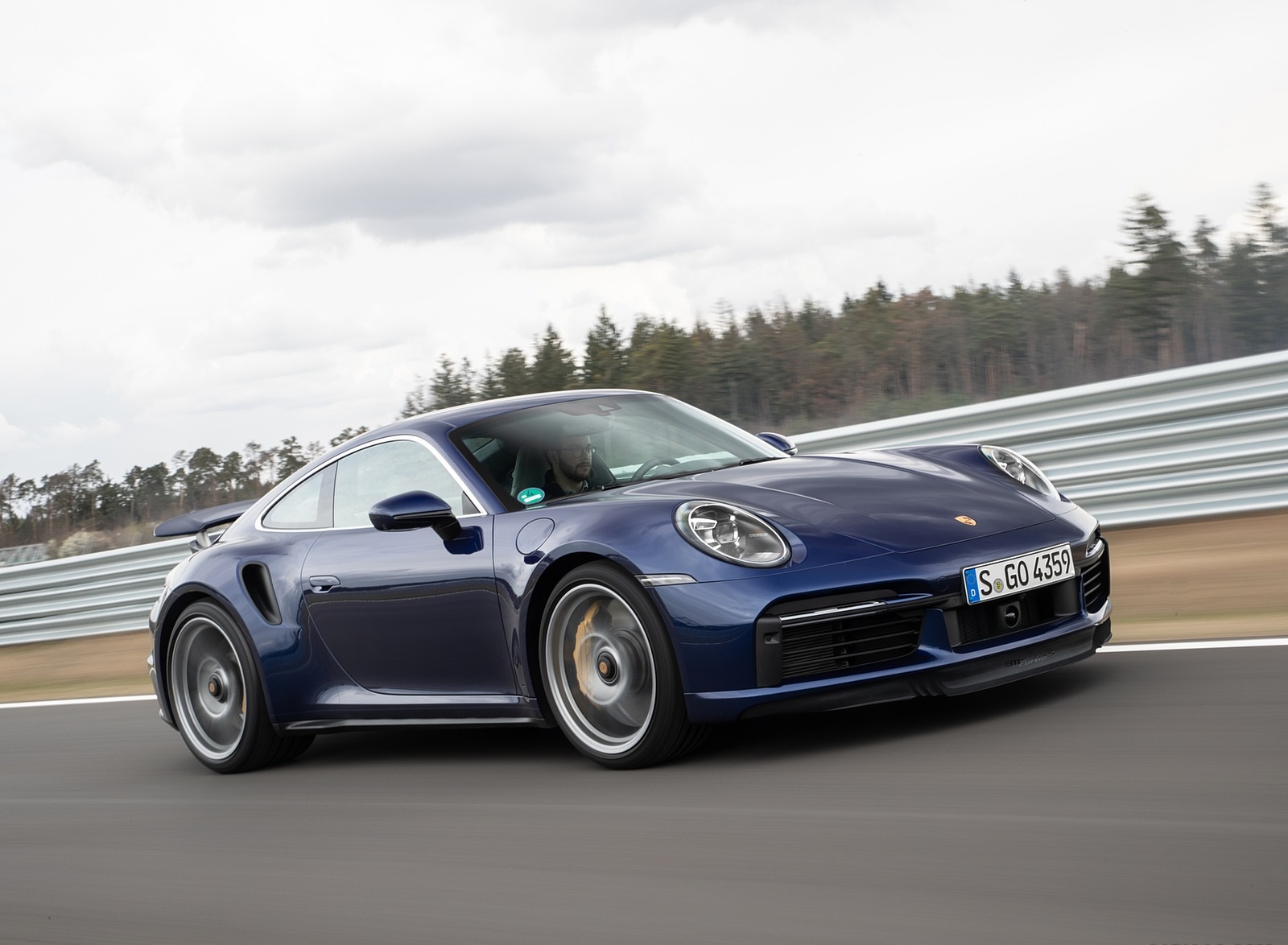 2021 Porsche 911 Turbo S Coupe (Color: Gentian Blue Metallic) Front Three-Quarter Wallpapers #167 of 254