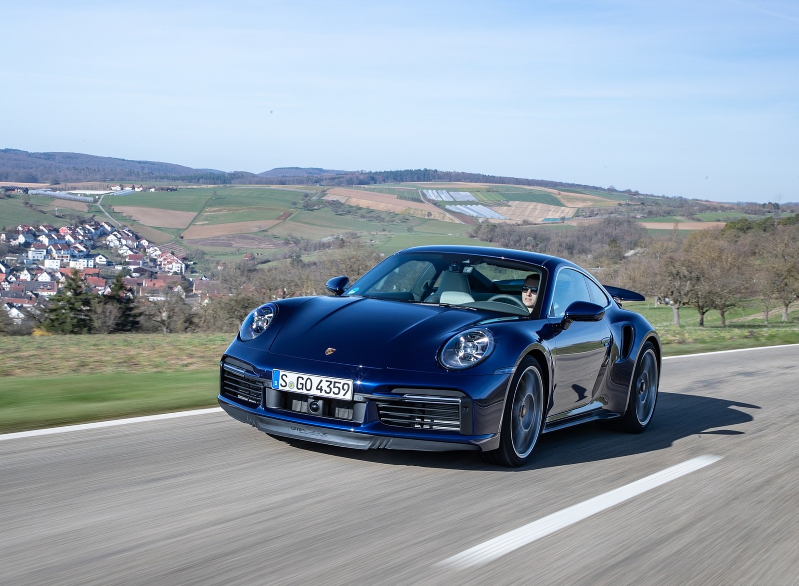 2021 Porsche 911 Turbo S Coupe (Color: Gentian Blue Metallic) Front Three-Quarter Wallpapers #154 of 254