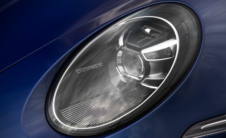 2021 Porsche 911 Turbo S Coupe (Color: Gentian Blue Metallic) Headlight Wallpapers 450x275 (193)