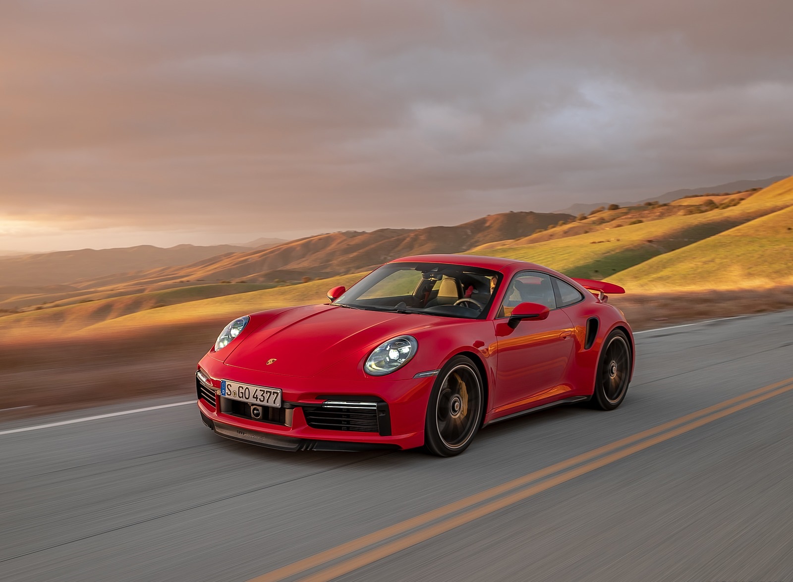 2021 Porsche 911 Turbo S Coupe (Color: Guards Red) Front Three-Quarter Wallpapers #61 of 254