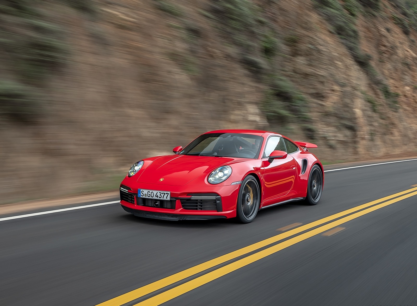 2021 Porsche 911 Turbo S Coupe (Color: Guards Red) Front Three-Quarter Wallpapers #64 of 254