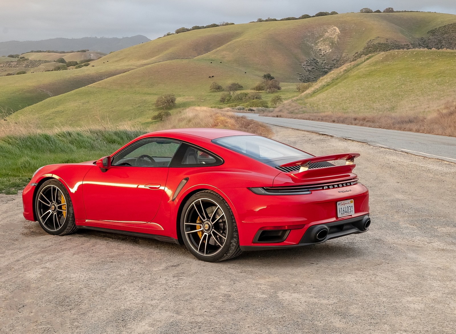 2021 Porsche 911 Turbo S Coupe (Color: Guards Red) Rear Three-Quarter Wallpapers #75 of 254