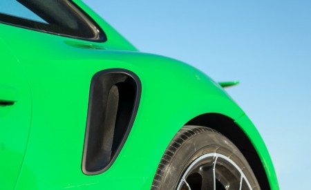 2021 Porsche 911 Turbo S Coupe (Color: Python Green) Detail Wallpapers 450x275 (31)