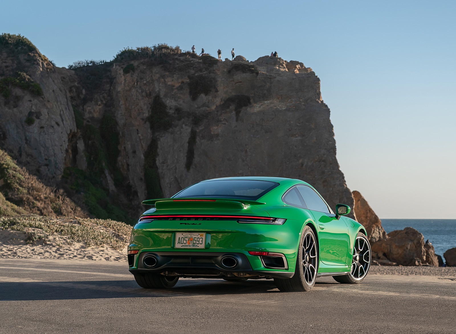2021 Porsche 911 Turbo S Coupe (Color: Python Green) Rear Three-Quarter Wallpapers #12 of 254