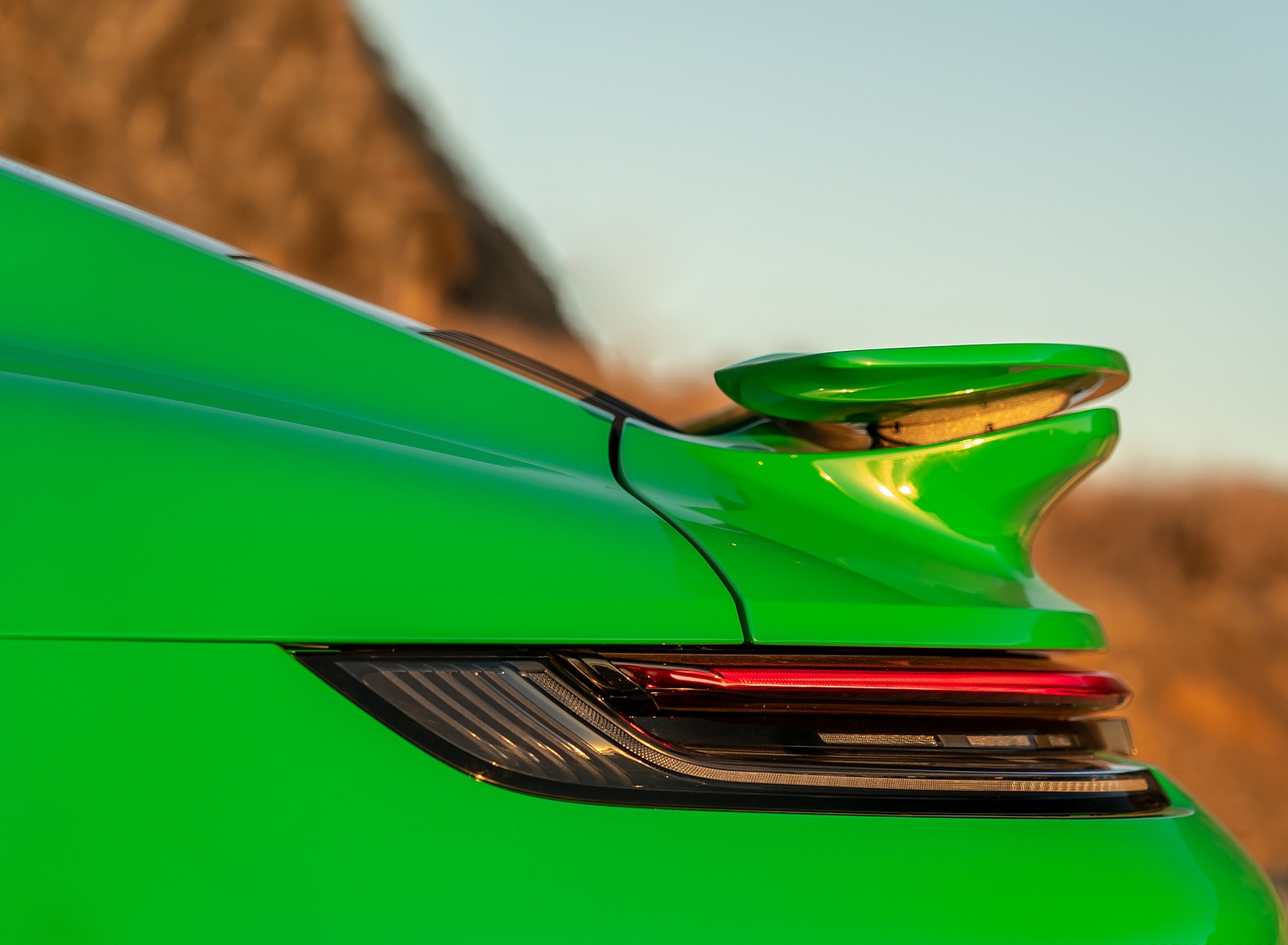 2021 Porsche 911 Turbo S Coupe (Color: Python Green) Tail Light Wallpapers #38 of 254