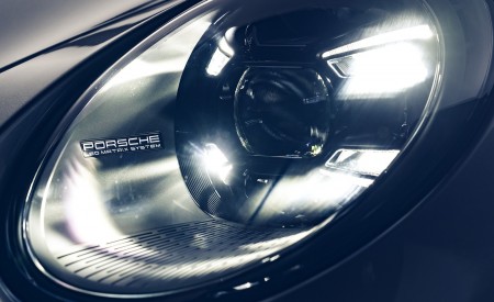 2021 Porsche 911 Turbo S Coupe Headlight Wallpapers 450x275 (234)
