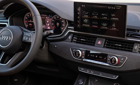 2020 Audi A4 (US-Spec) Central Console Wallpapers 450x275 (25)