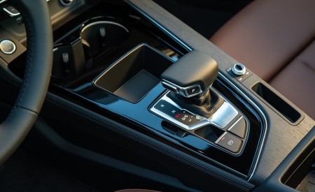2020 Audi A4 (US-Spec) Interior Detail Wallpapers 450x275 (21)