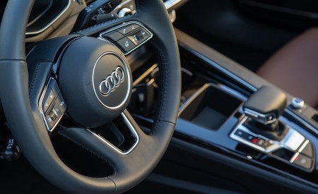 2020 Audi A4 (US-Spec) Interior Steering Wheel Wallpapers 450x275 (17)