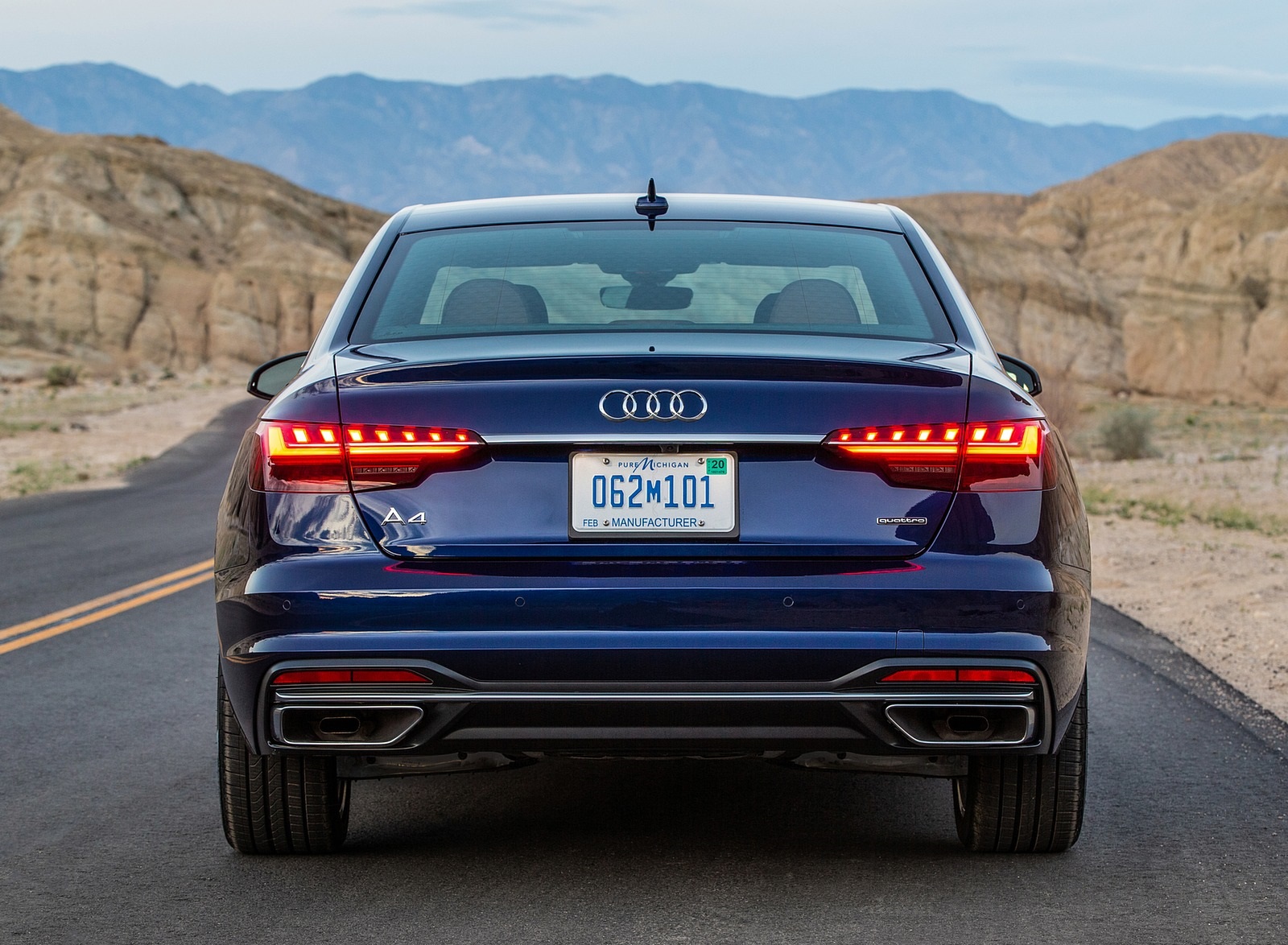 2020 Audi A4 (US-Spec) Rear Wallpapers #12 of 25