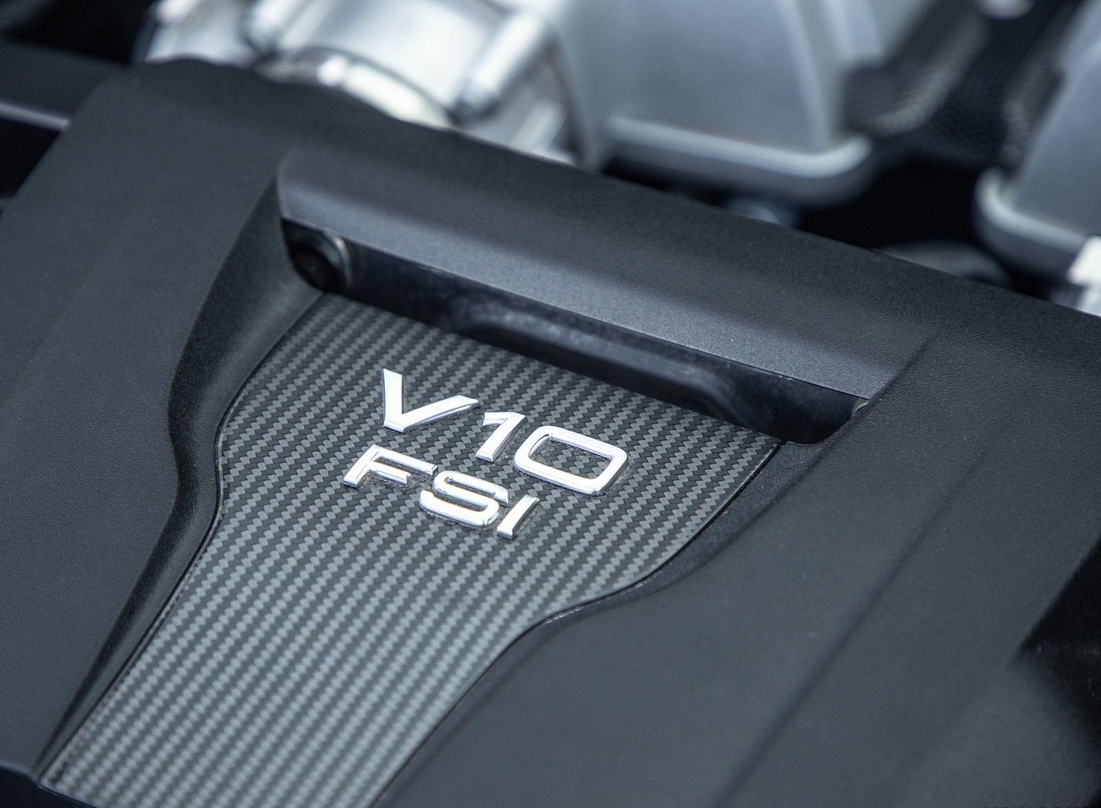 2020 Audi R8 Coupe (US-Spec) Engine Wallpapers #58 of 62