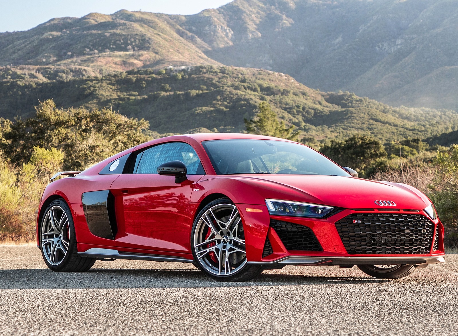 2020 Audi R8 Coupe (US-Spec) Front Three-Quarter Wallpapers #31 of 62