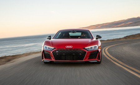 2020 Audi R8 Coupe (US-Spec) Front Wallpapers 450x275 (20)