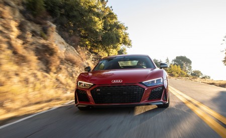 2020 Audi R8 Coupe (US-Spec) Front Wallpapers 450x275 (4)