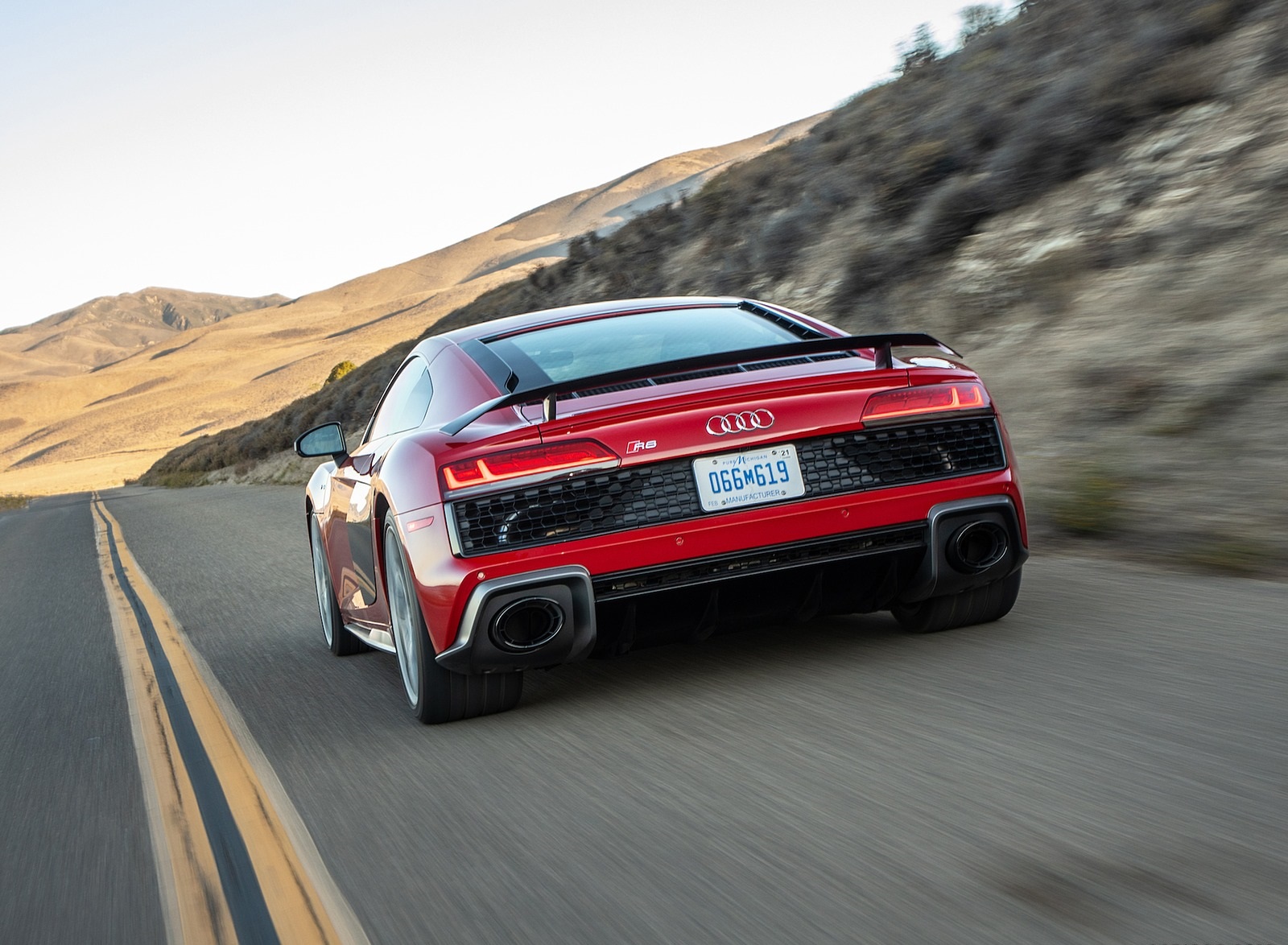 2020 Audi R8 Coupe (US-Spec) Rear Wallpapers #27 of 62