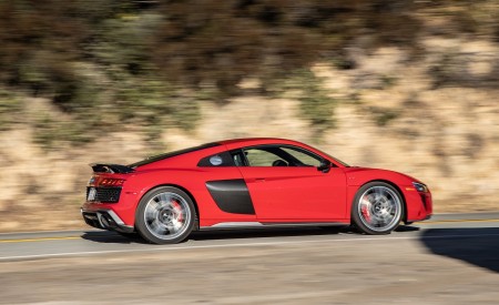 2020 Audi R8 Coupe (US-Spec) Side Wallpapers 450x275 (28)